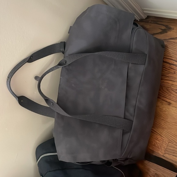 Lululemon Early Embark Duffel Nylon Large Messenger Computer Laptop Bag gray - Picture 9 of 11